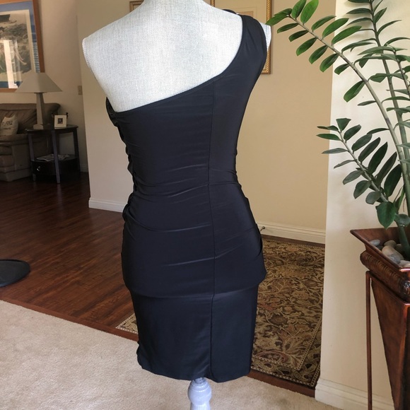 Black, One-Shouldered Ruched Dress - Picture 2 of 4
